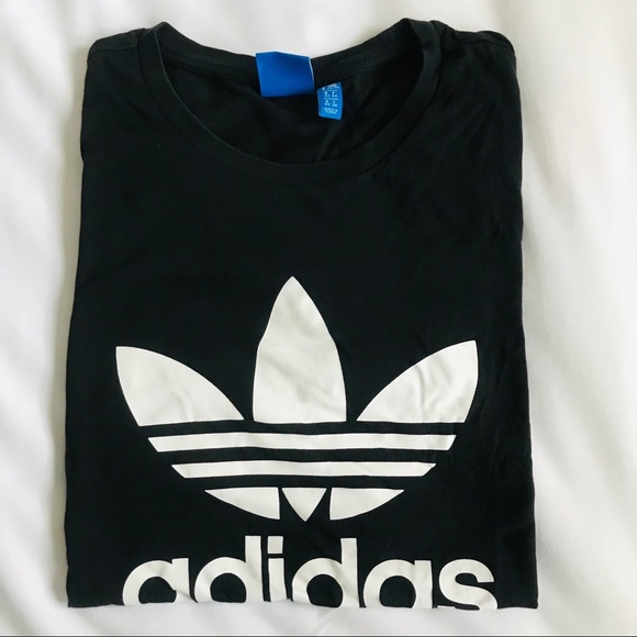 ADIDAS T-Shirt - Picture 2 of 3